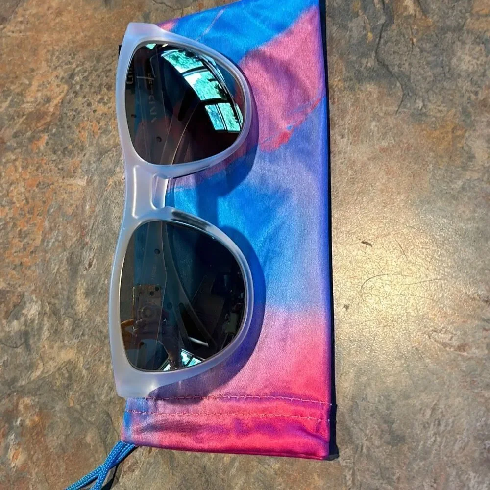 Giro Mills Sunglasses Matte Clear Onyx